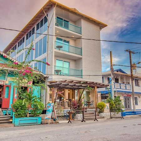 Hotel Azul Bocas Town Esterno foto